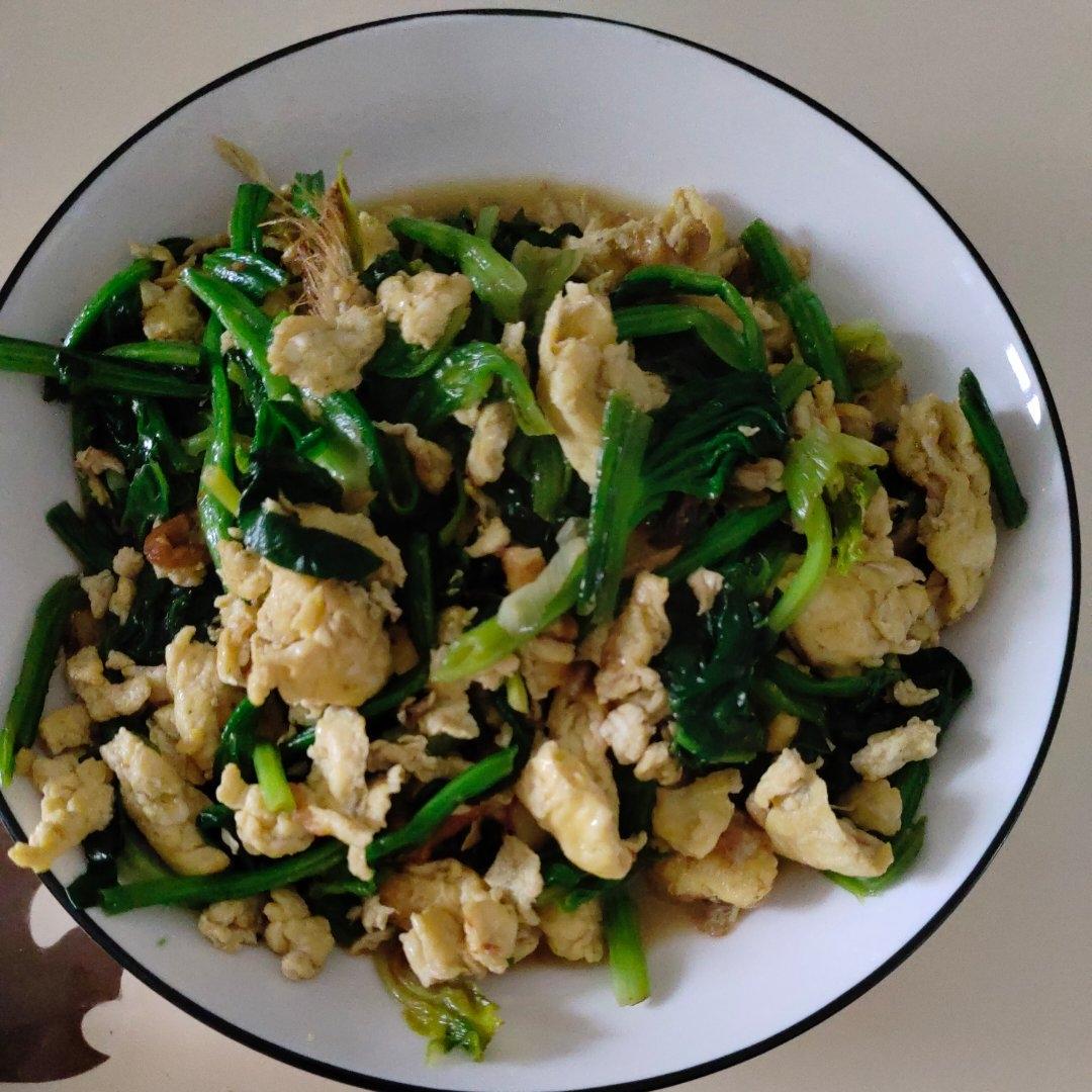 菠菜炒鸡蛋