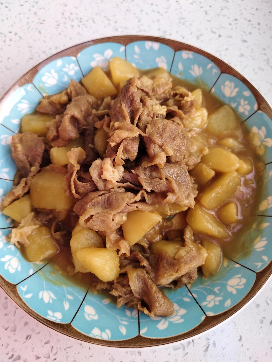 ㊙️好吃到爆！连汤汁都很下饭的土豆肥牛煲