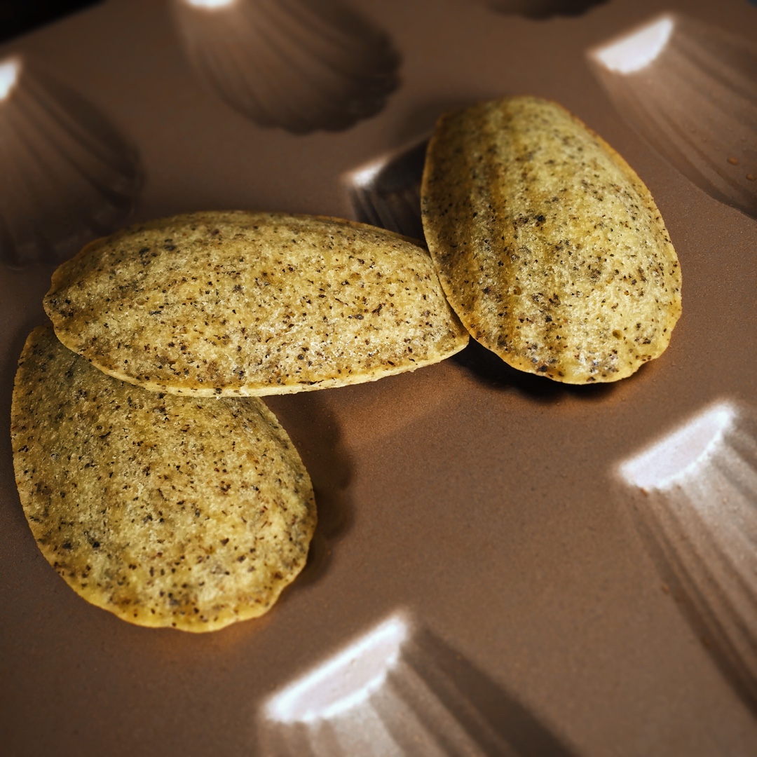 伯爵柠香玛德琳