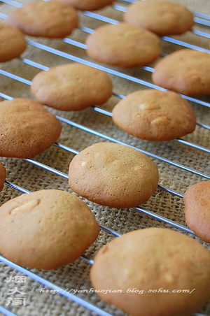 红糖松子手工饼干的做法 步骤6