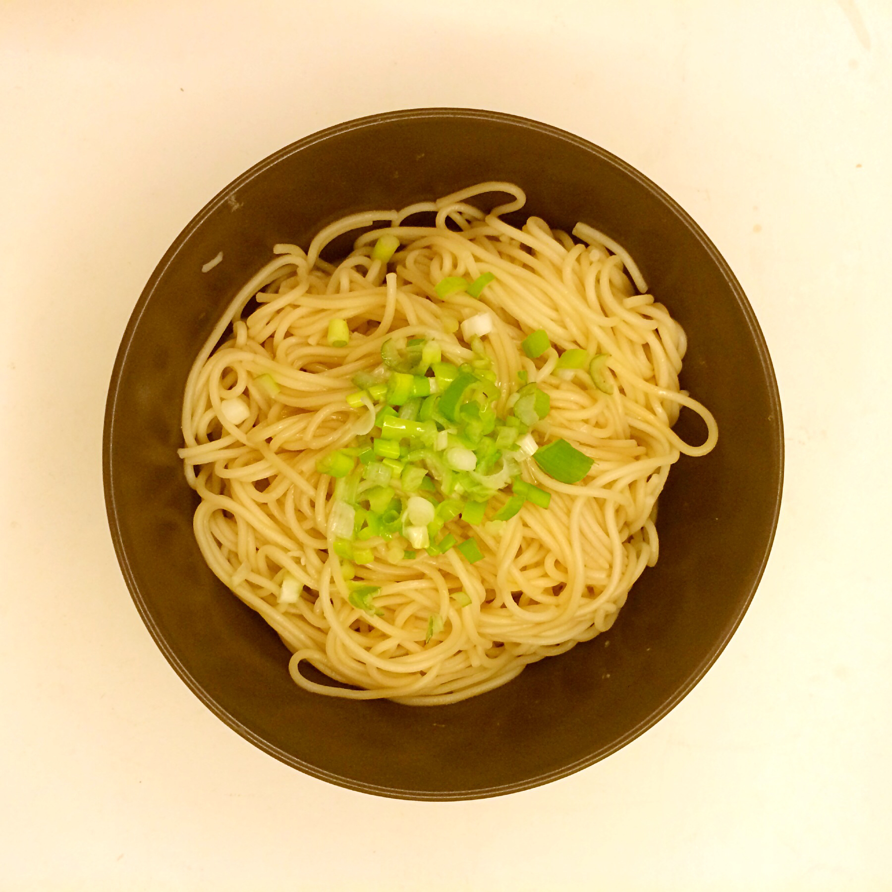 最爱路边摊做的葱爆面—就是汪涵在天天向上里面做的那个啦