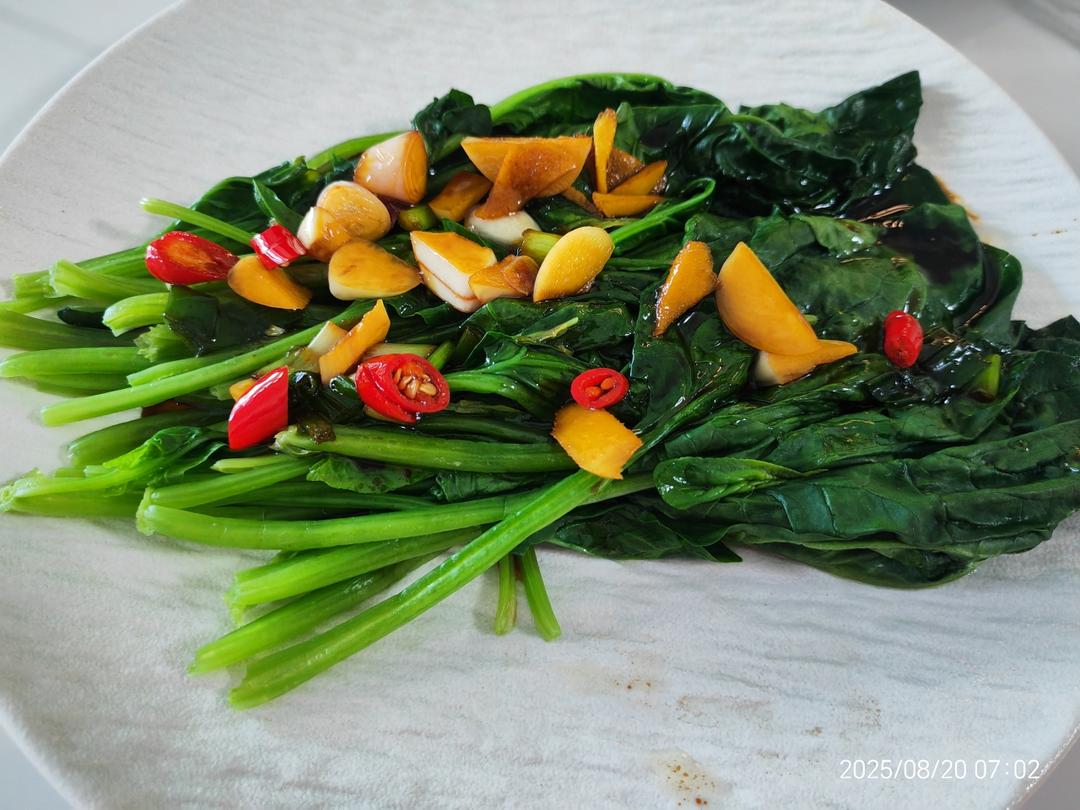 凉拌菠菜(家传秘方)
