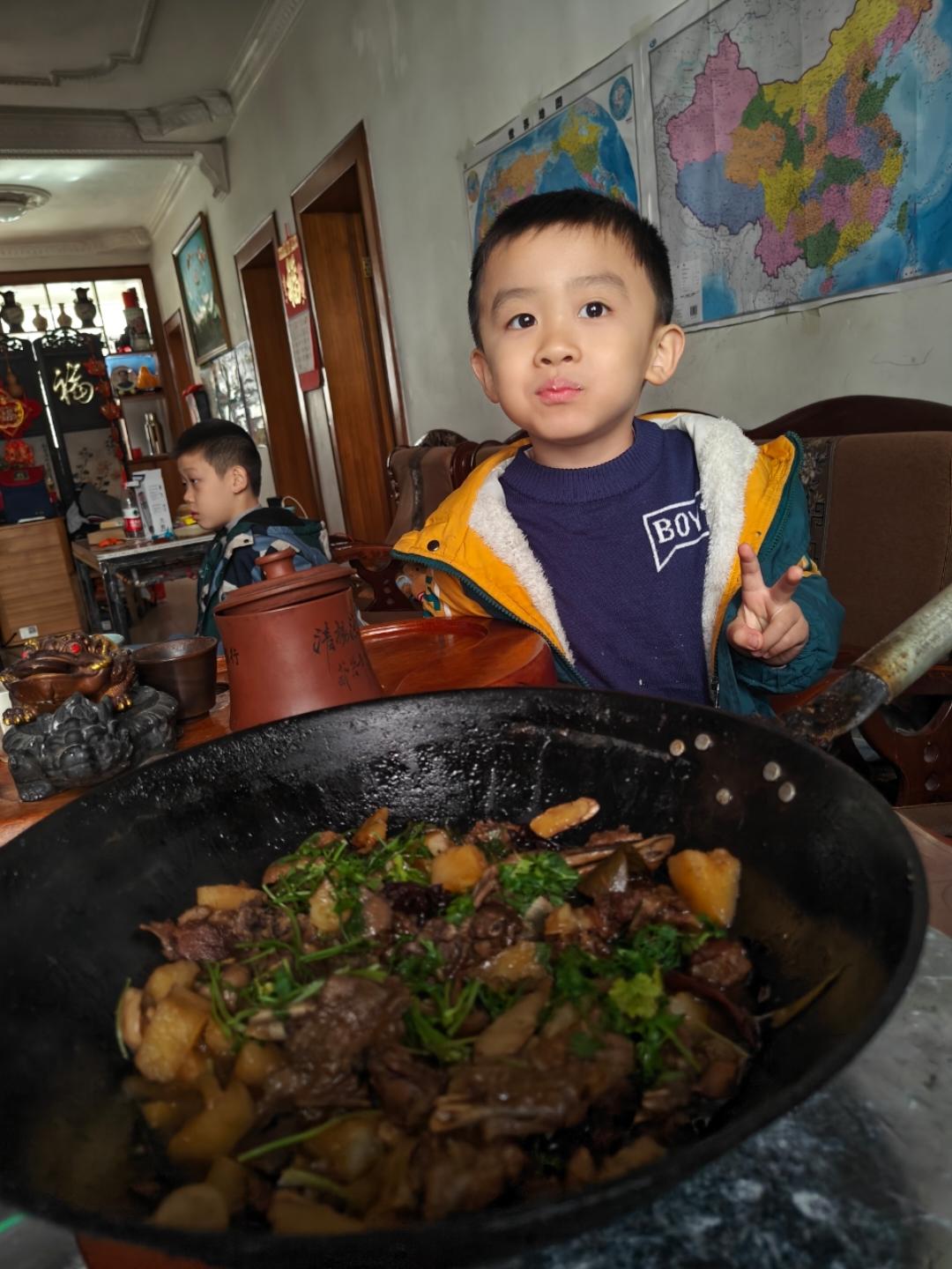 [原创] 东北名菜，铁锅炖大鹅土豆