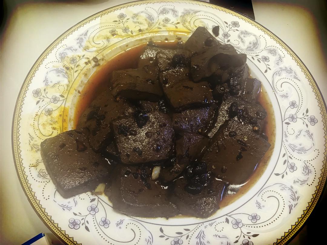 炒鸭血