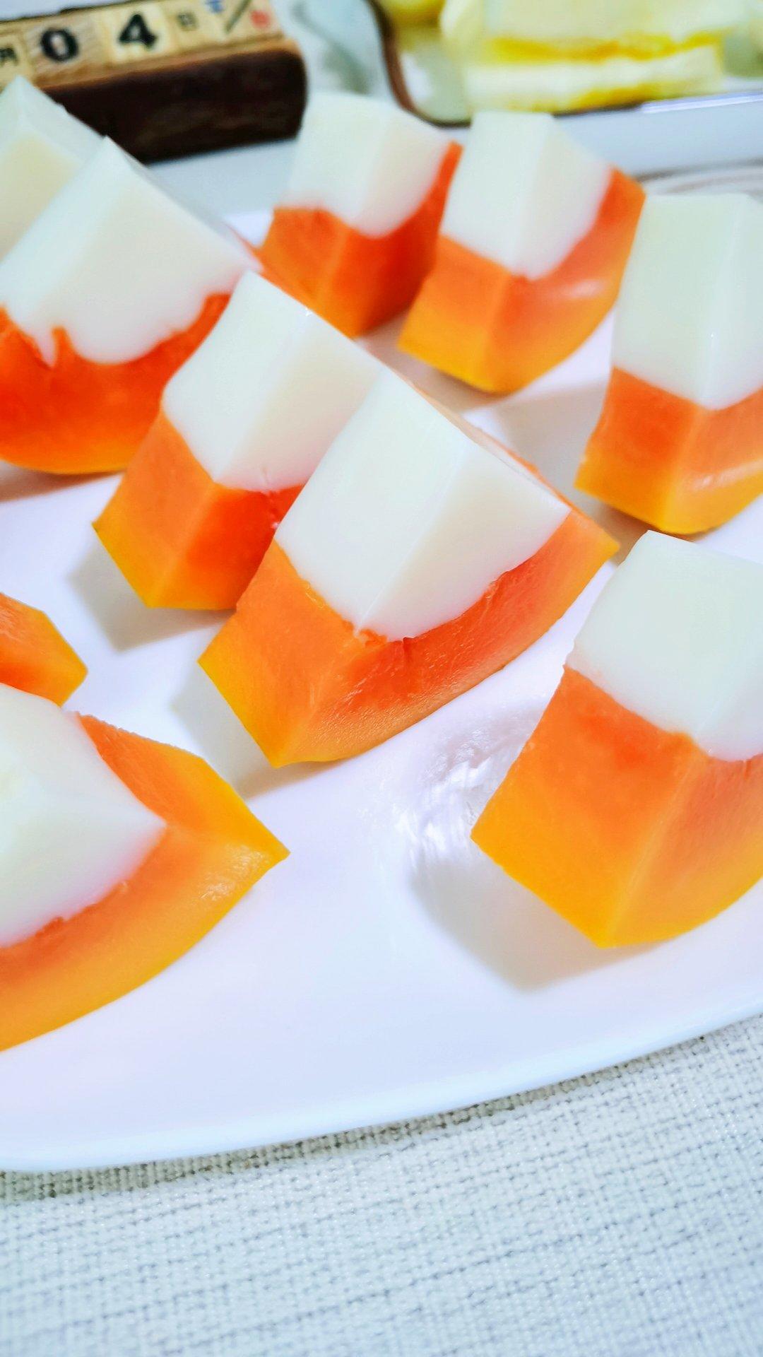 悠然小厨房做的木瓜牛奶冻