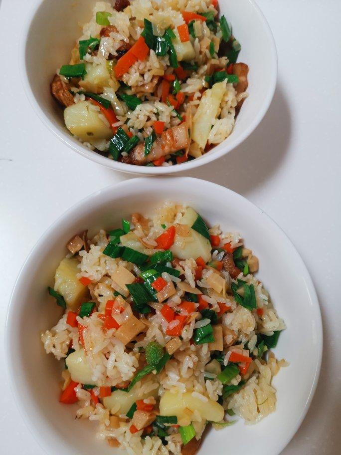 砂锅土豆米饭（电饭煲通用）