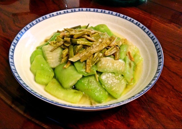 你吃故我爱做的笋干丝瓜