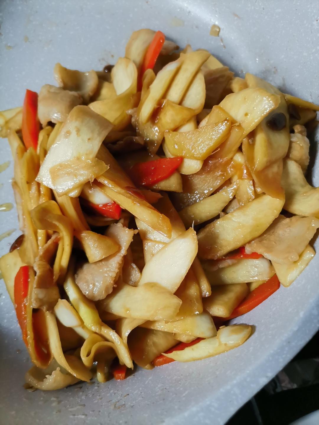 茭白炒肉片