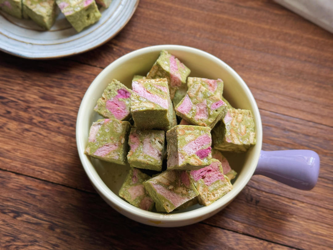 龙井蜜桃雪花酥