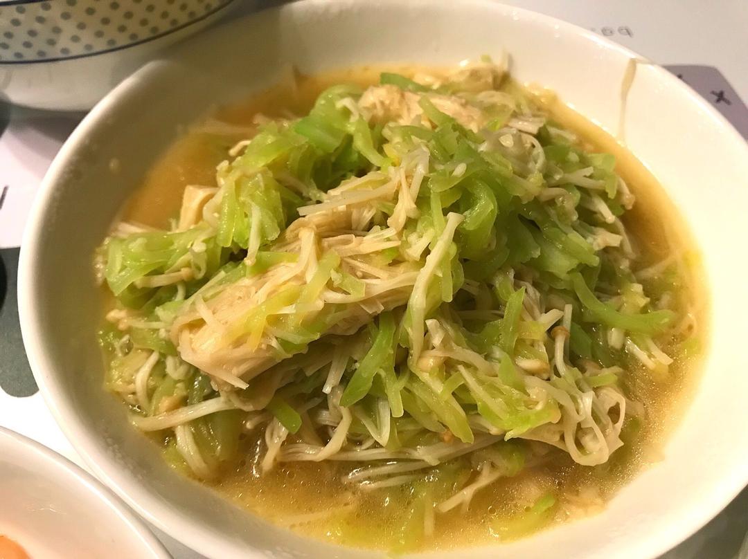 金针炒莴笋