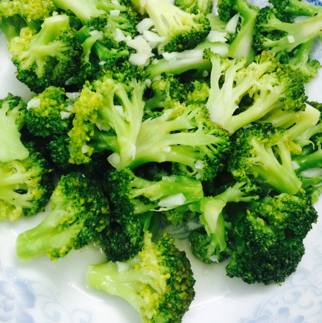 g_wb2v做的蒜蓉西兰花