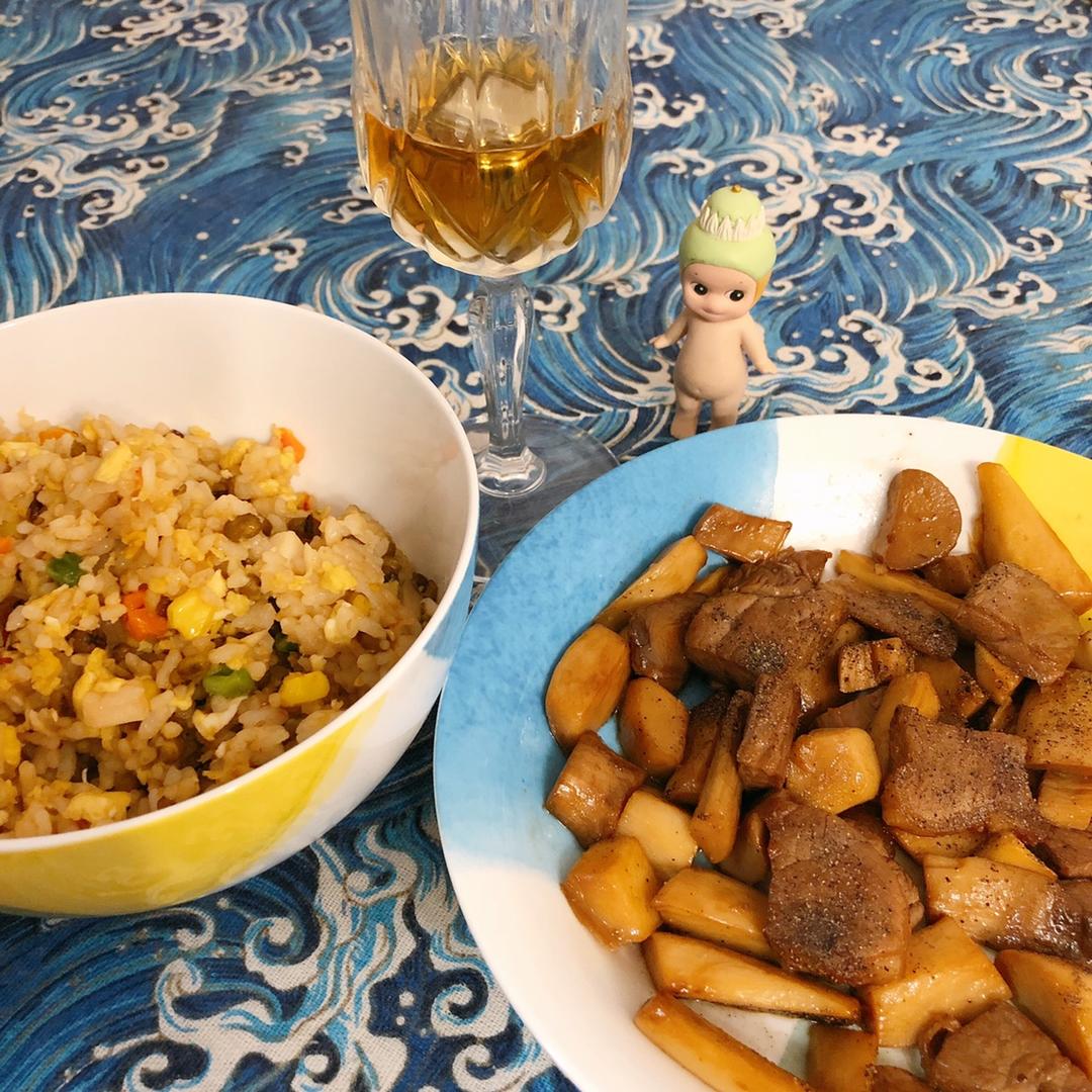 黑胡椒杏鲍菇牛肉粒