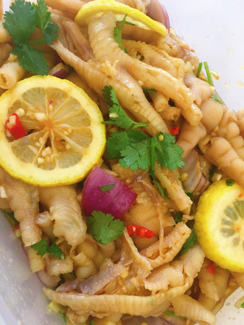 柠檬无骨鸡爪，酸辣开胃，劲道Q弹