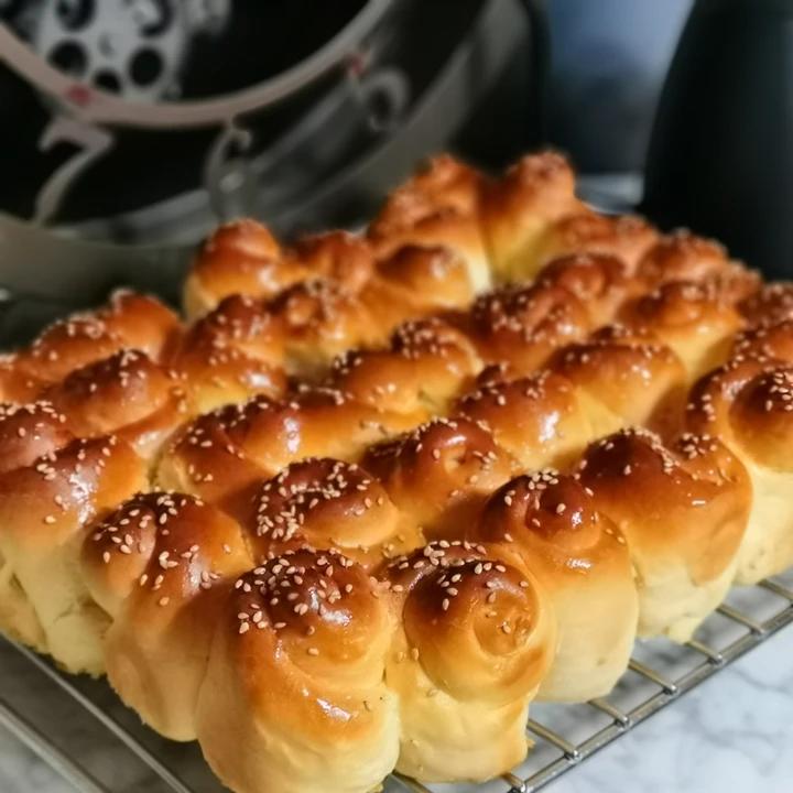 脆底蜂蜜小面包