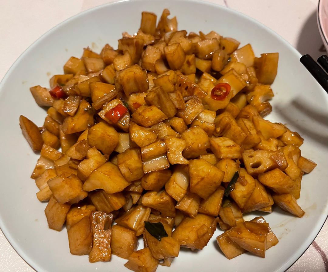 Joyclad｜隔三差五就想念的家常小炒藕丁