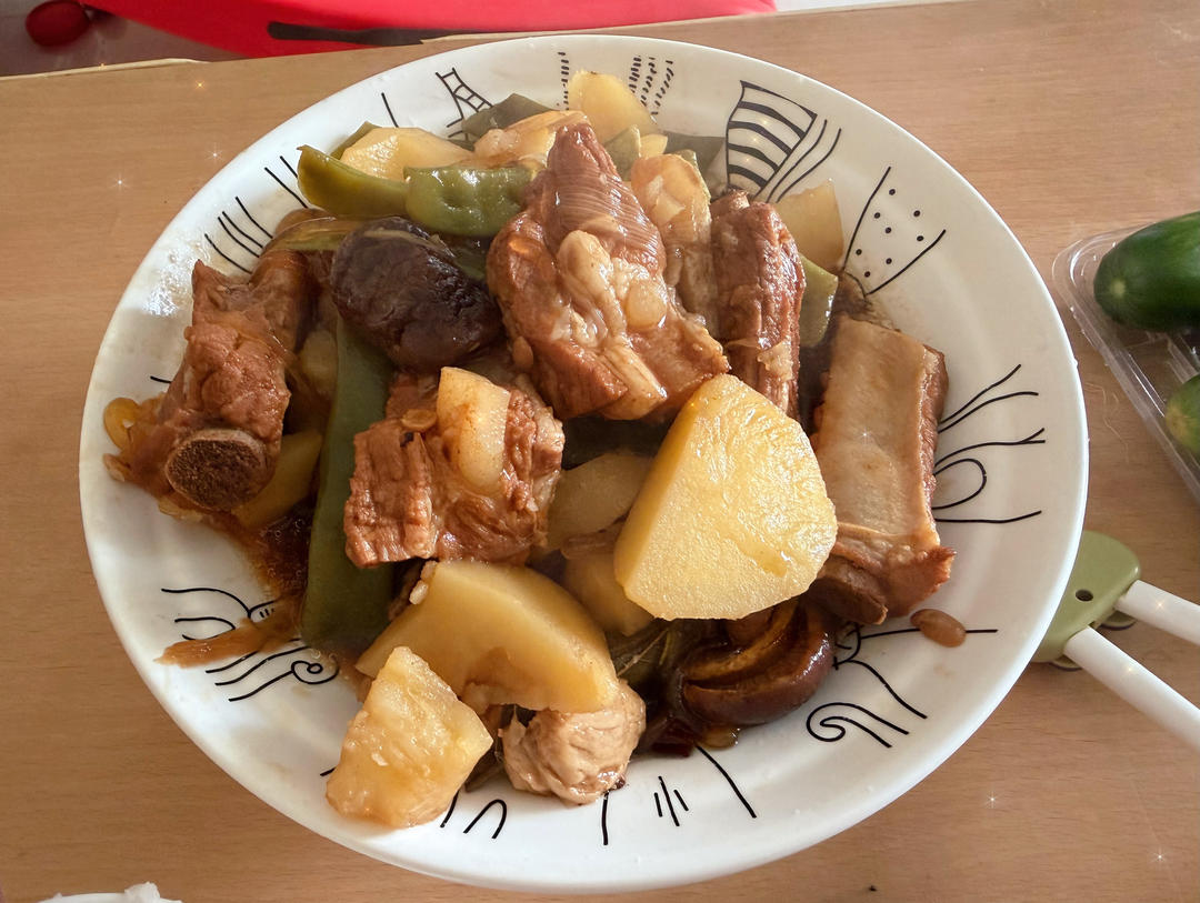 排骨土豆炖豆角🥘香到舔锅底‼️
