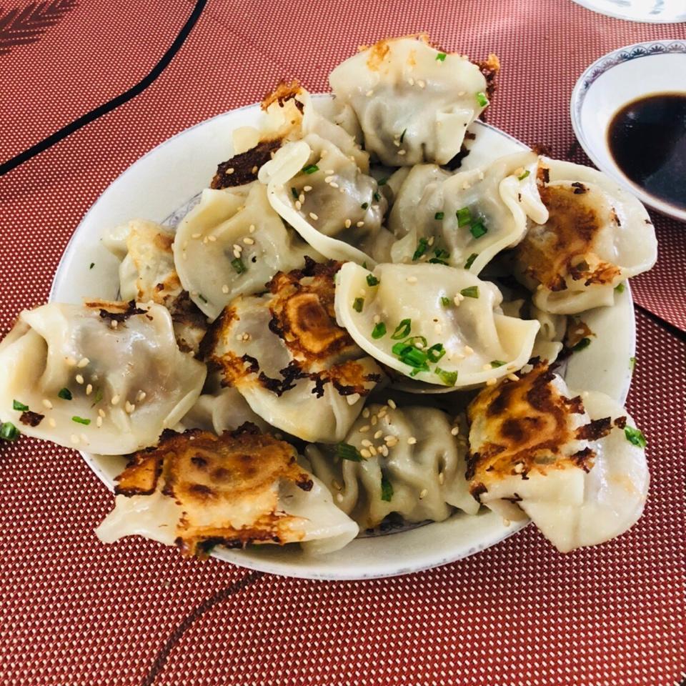 速冻饺子版锅贴