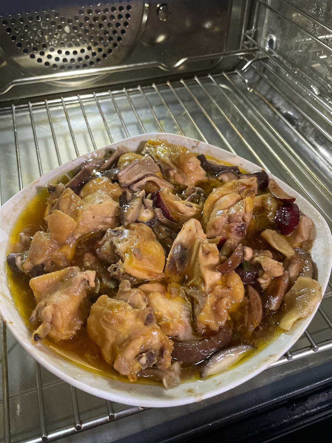 广式家常菜香菇蒸鸡，鲜嫩又方便百吃不厌