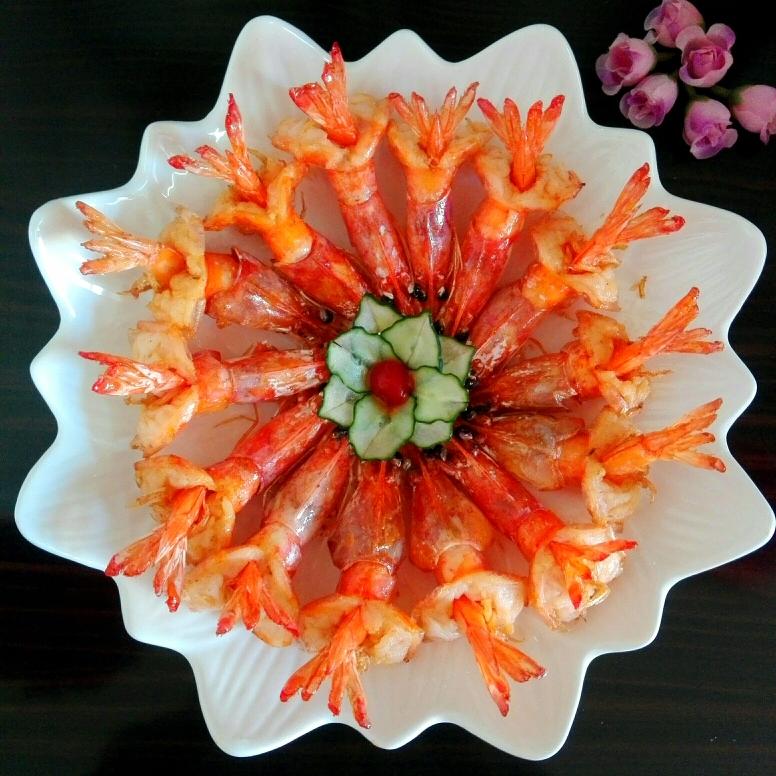 孔雀开屏凤尾虾的做法