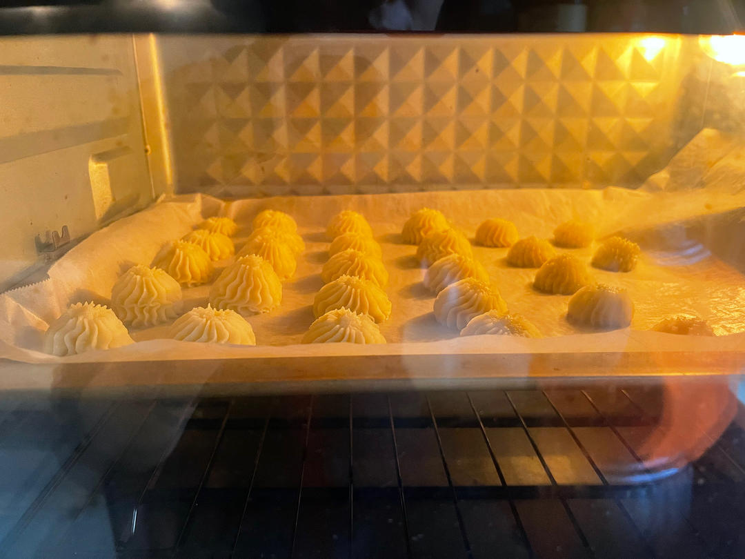 曲奇饼干，完美配方超好挤，酥到不敢碰，一个月还能酥掉渣