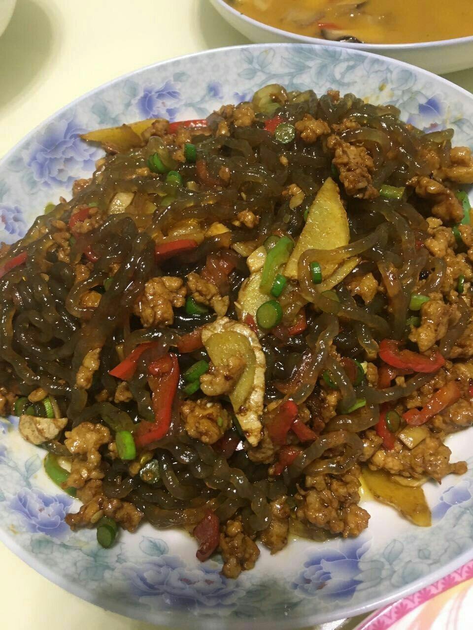 蚂蚁上树