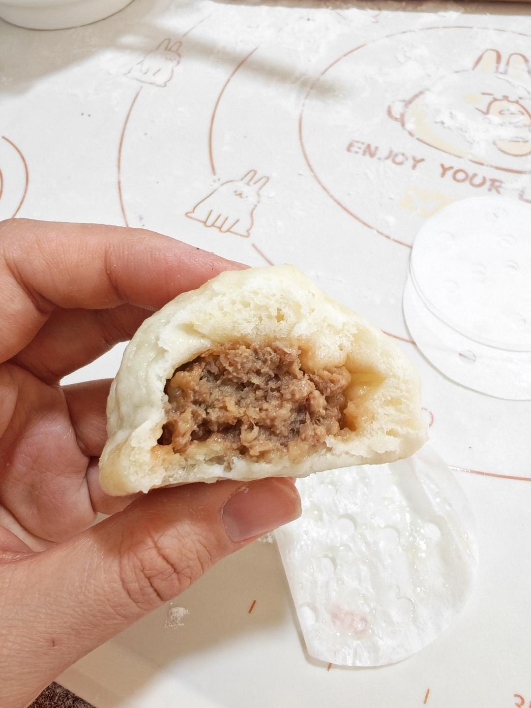 秘制肉包(杭州天下第一包)