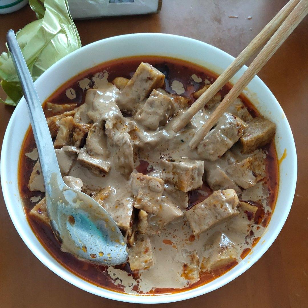 吃米线必点的麻酱面筋