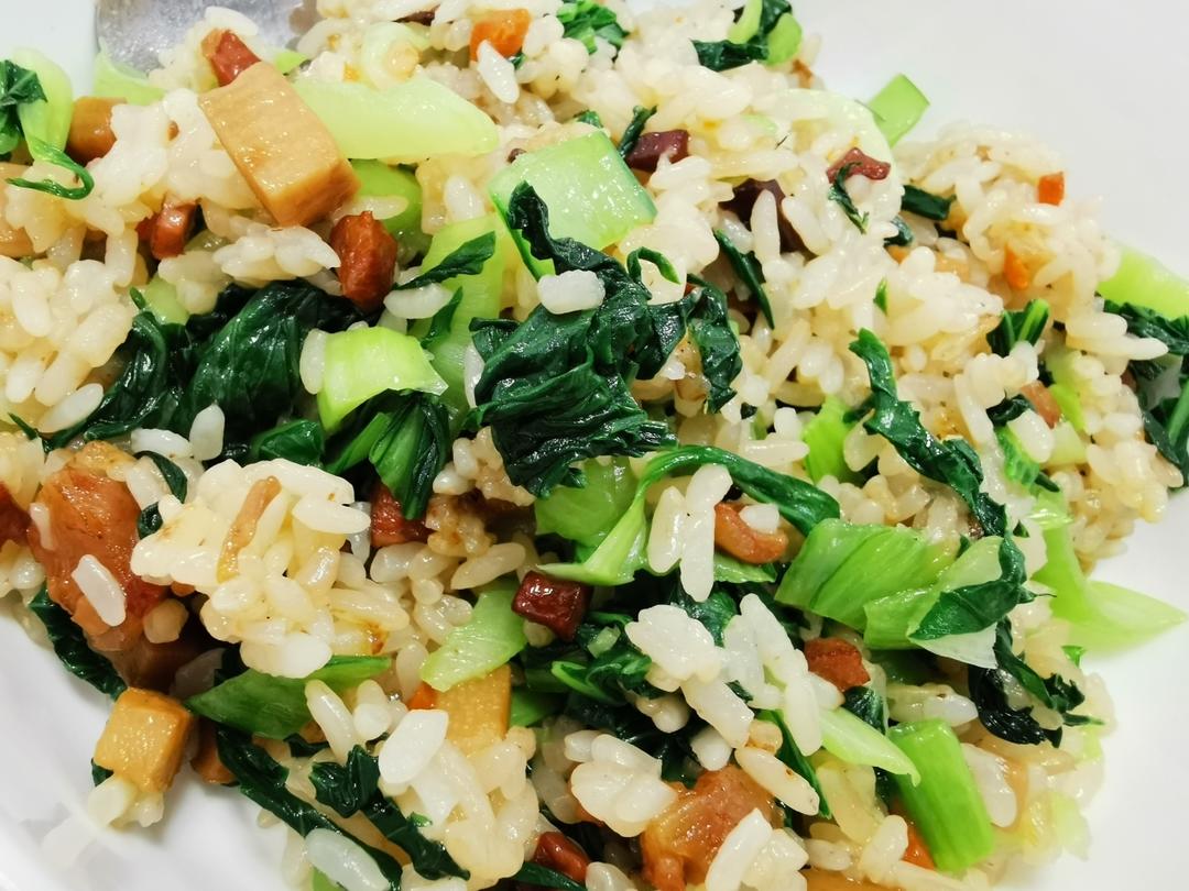 冬笋菌菇咸肉菜饭