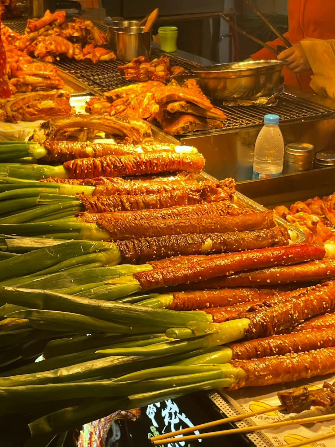 超好吃的烤大肠包大葱！