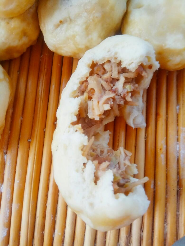 白萝卜丝猪肉粉条包子