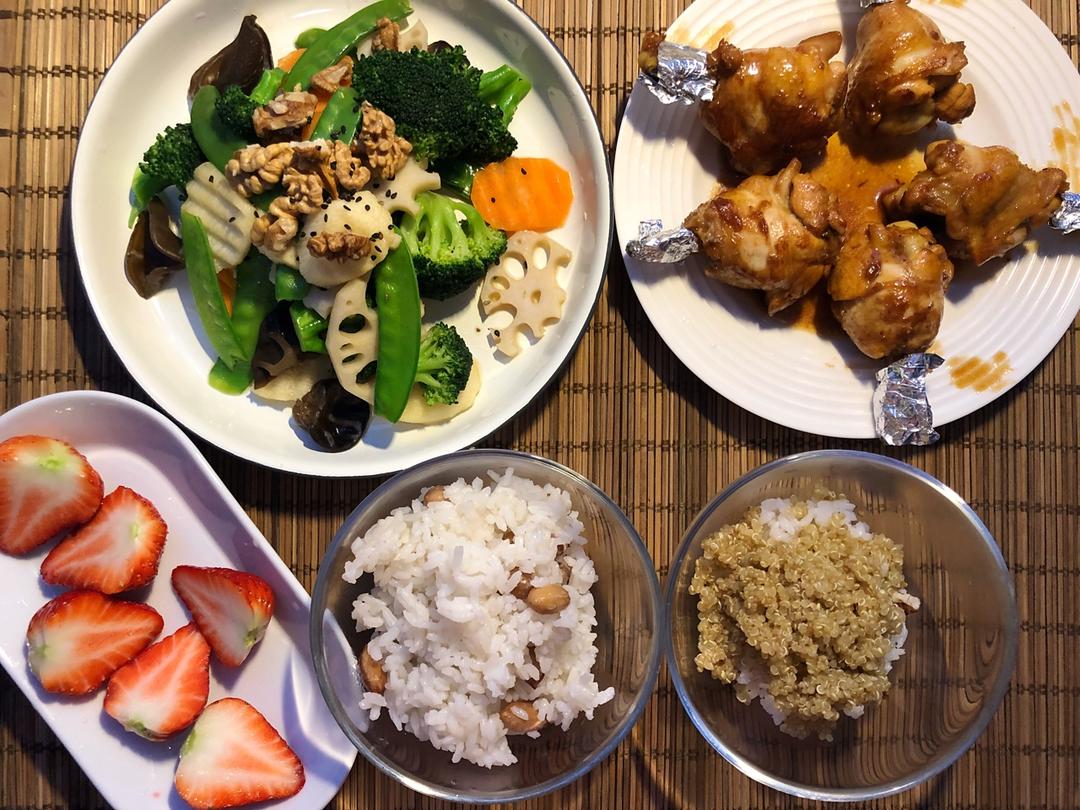 素菜也可以这么美—荷塘小炒