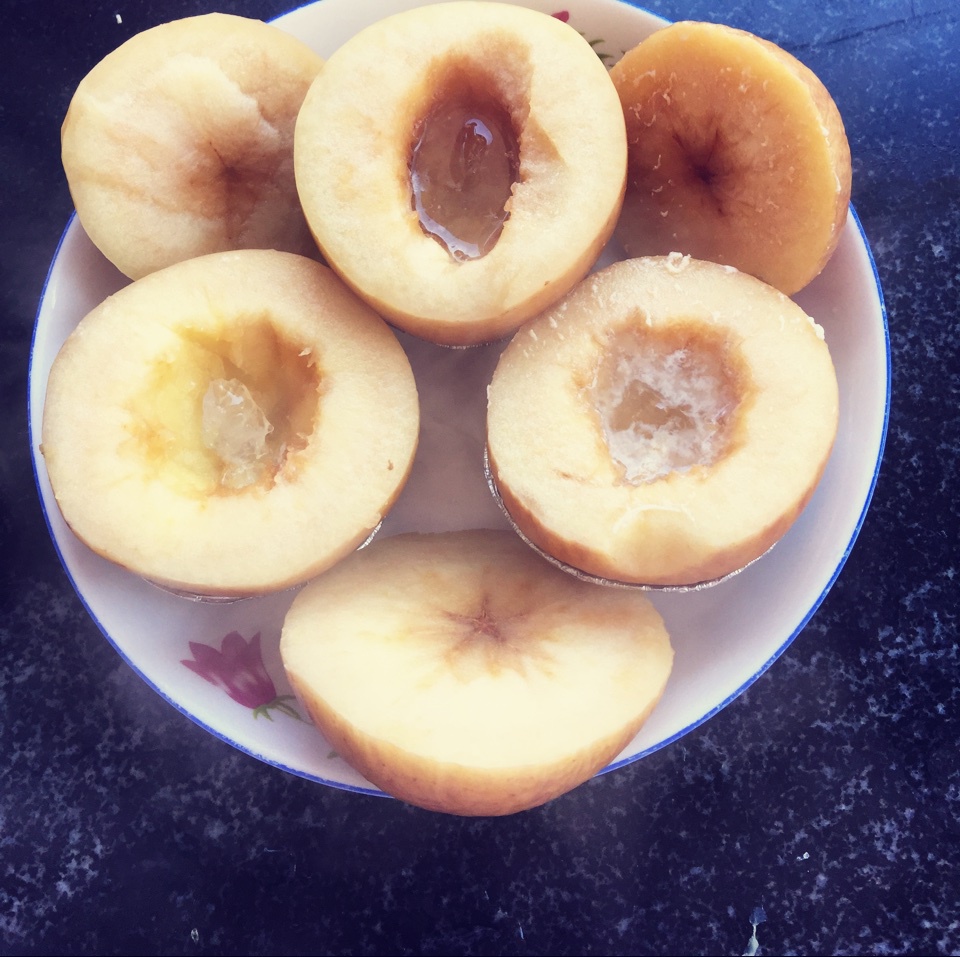 冰糖蒸苹果-秋季调肠胃