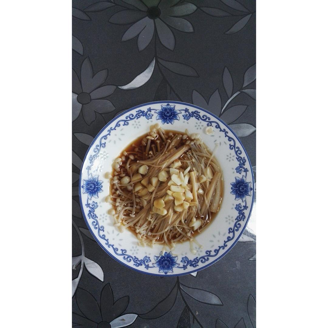 蒜蓉蒸金针菇