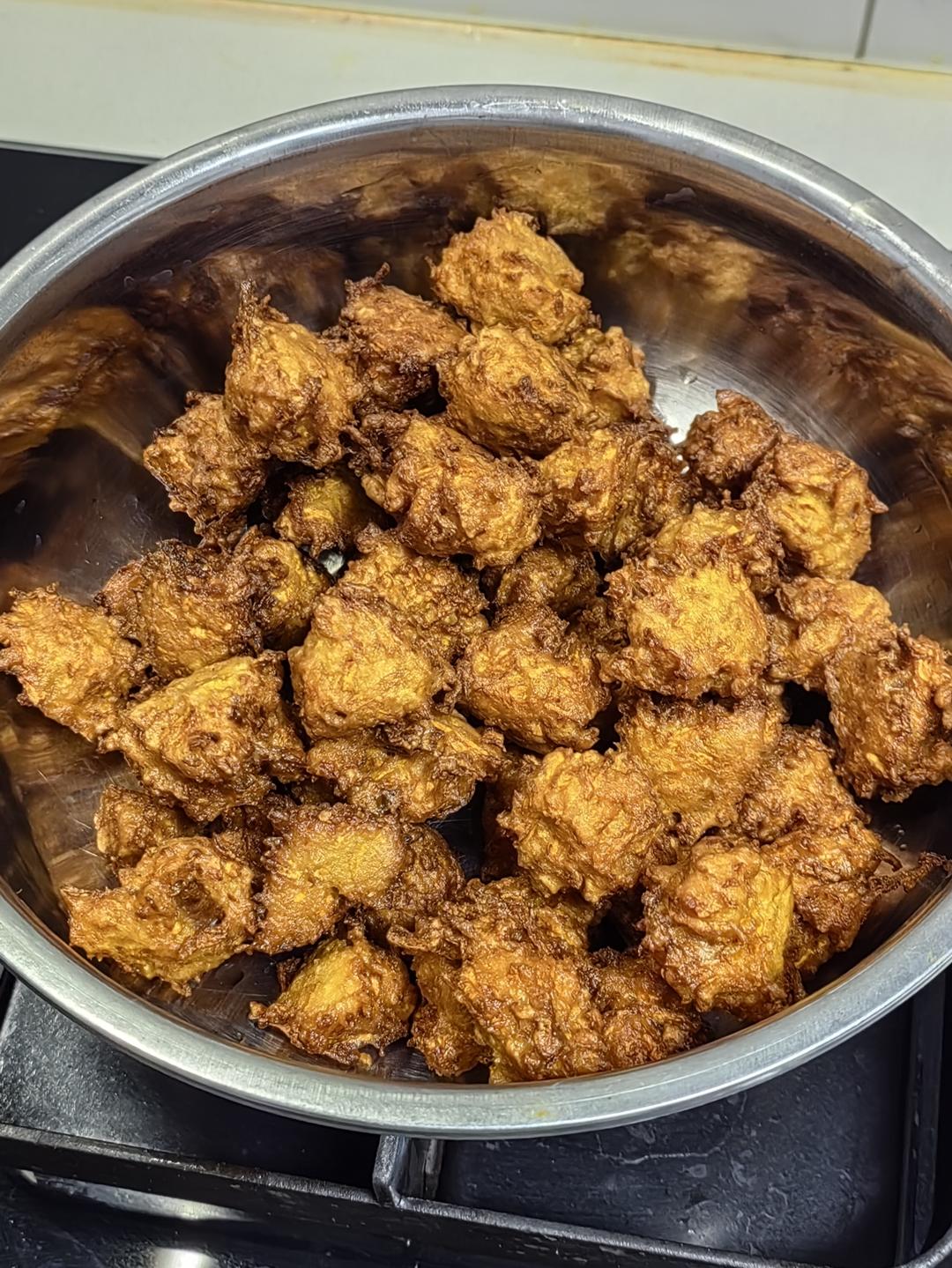 一起用餐吧—油炸青萝卜素丸子