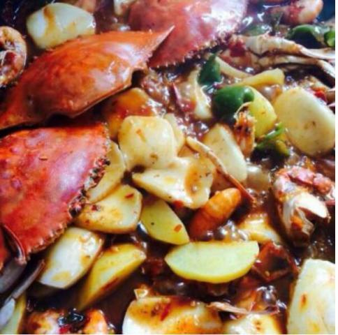 馋死人的肉蟹煲，超简单的教程，在家就能吃的做法