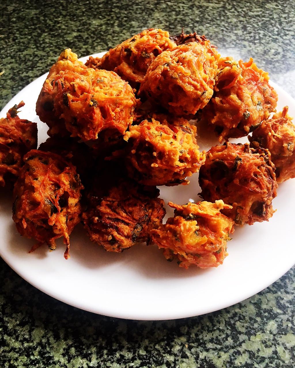 胡萝卜香菜素丸子