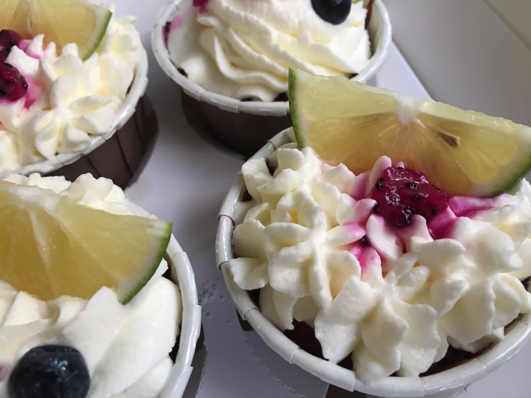 纸杯蛋糕 8寸戚风蛋糕的量