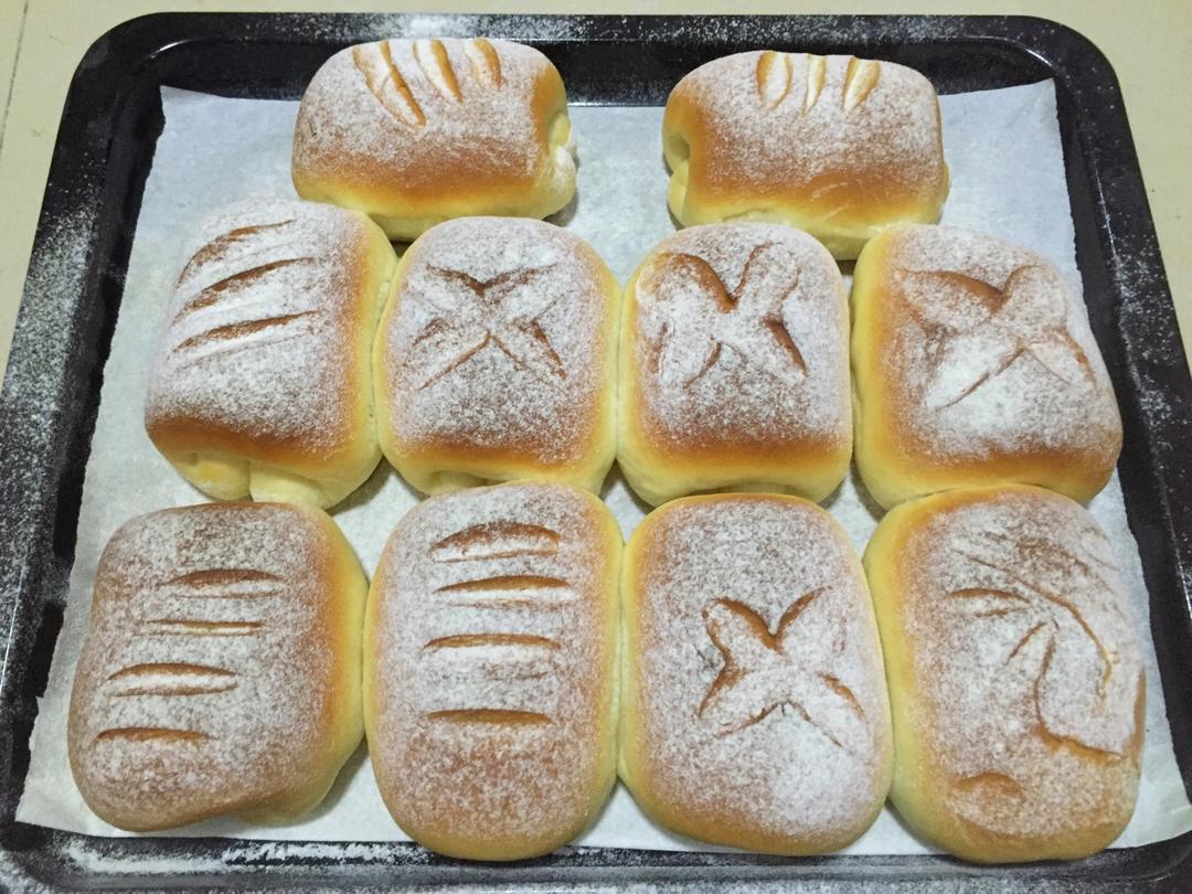 软到不知所措的牛奶卷