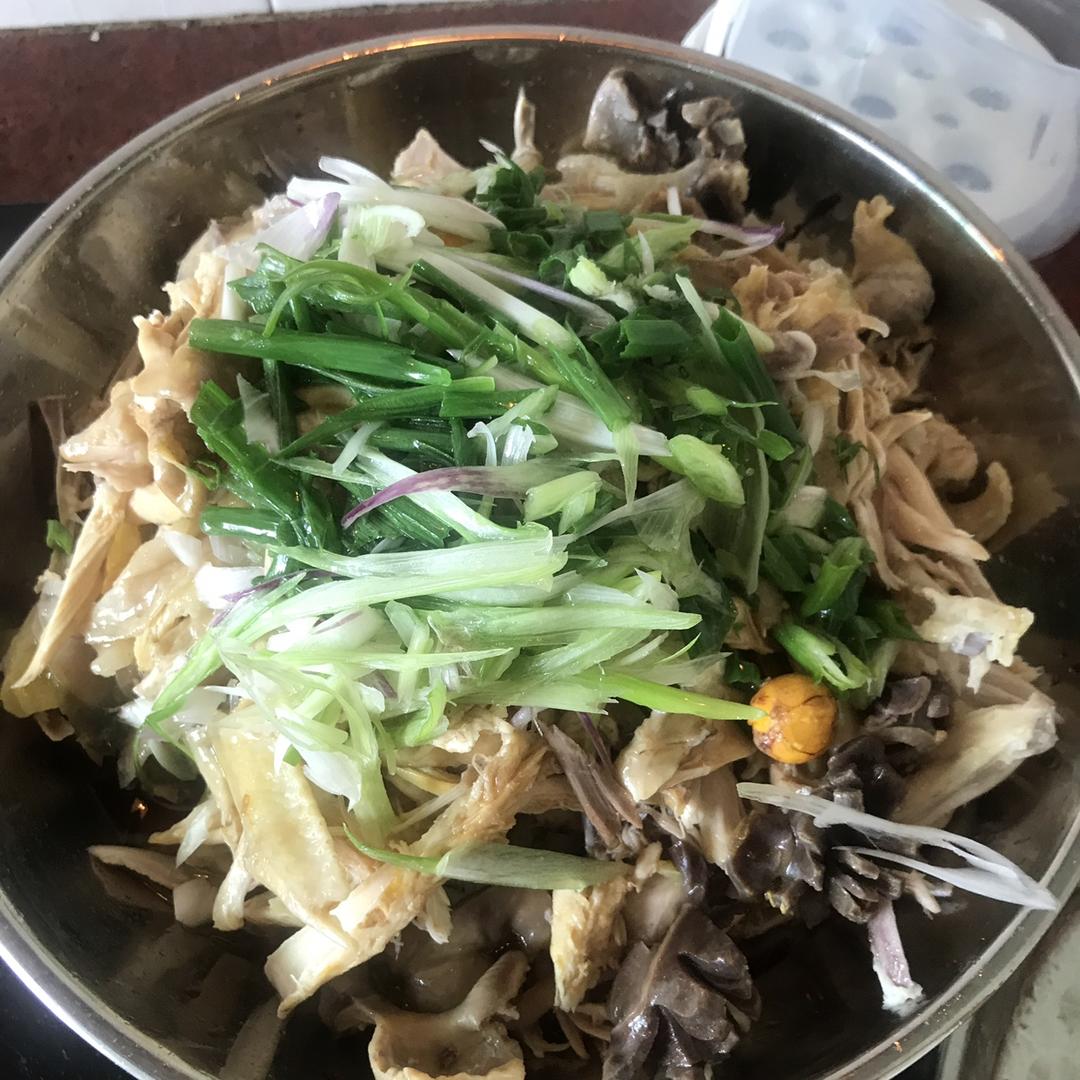 手撕葱油鸡