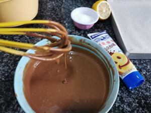 雀巢鹰唛巧克力炼奶浓情巧克力奶油蛋糕的做法 步骤6