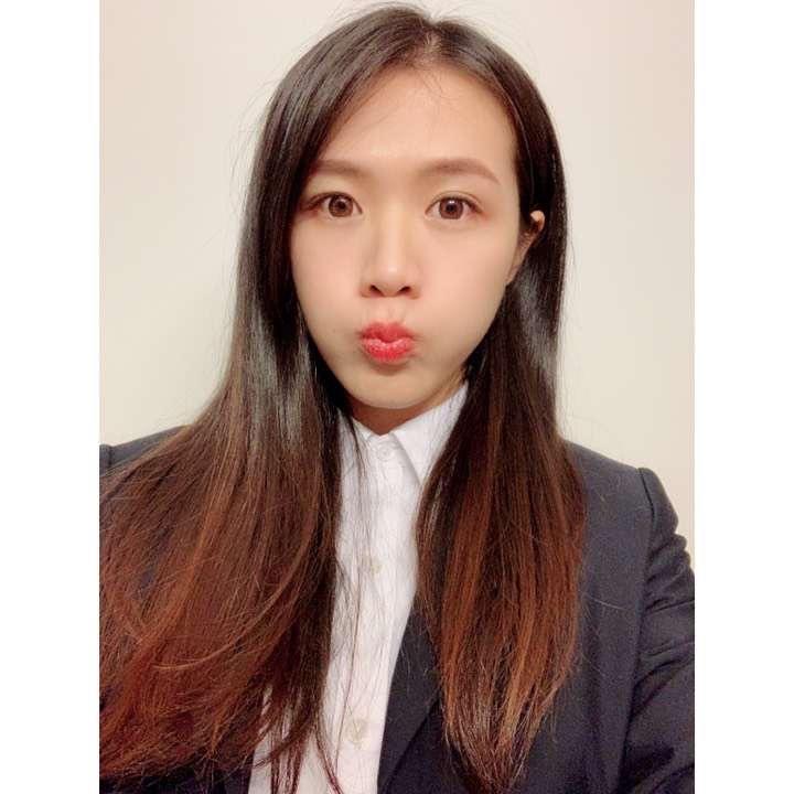 張XX努力做吃货