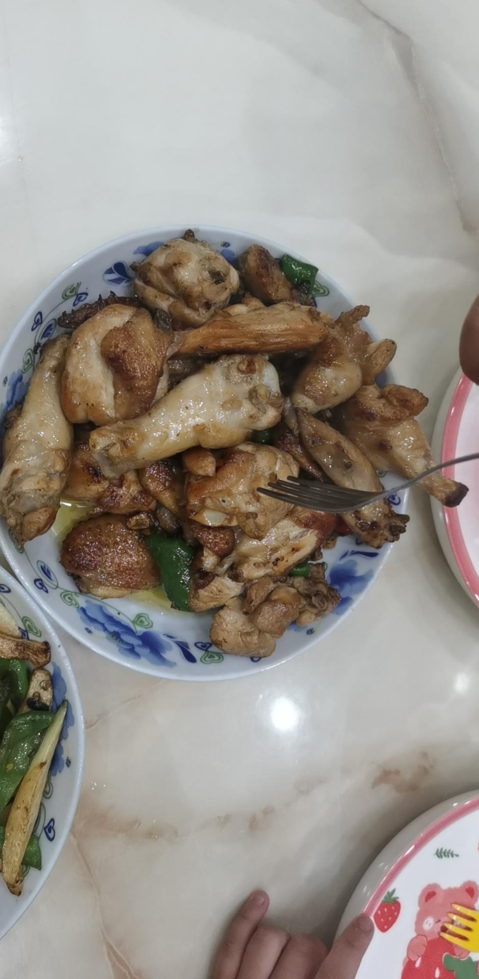 蒜香鸡翅，这才是鸡翅最好吃的做法