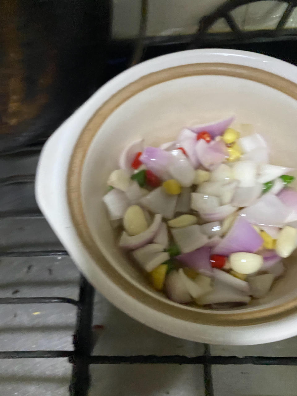 砂锅焗金鲳鱼