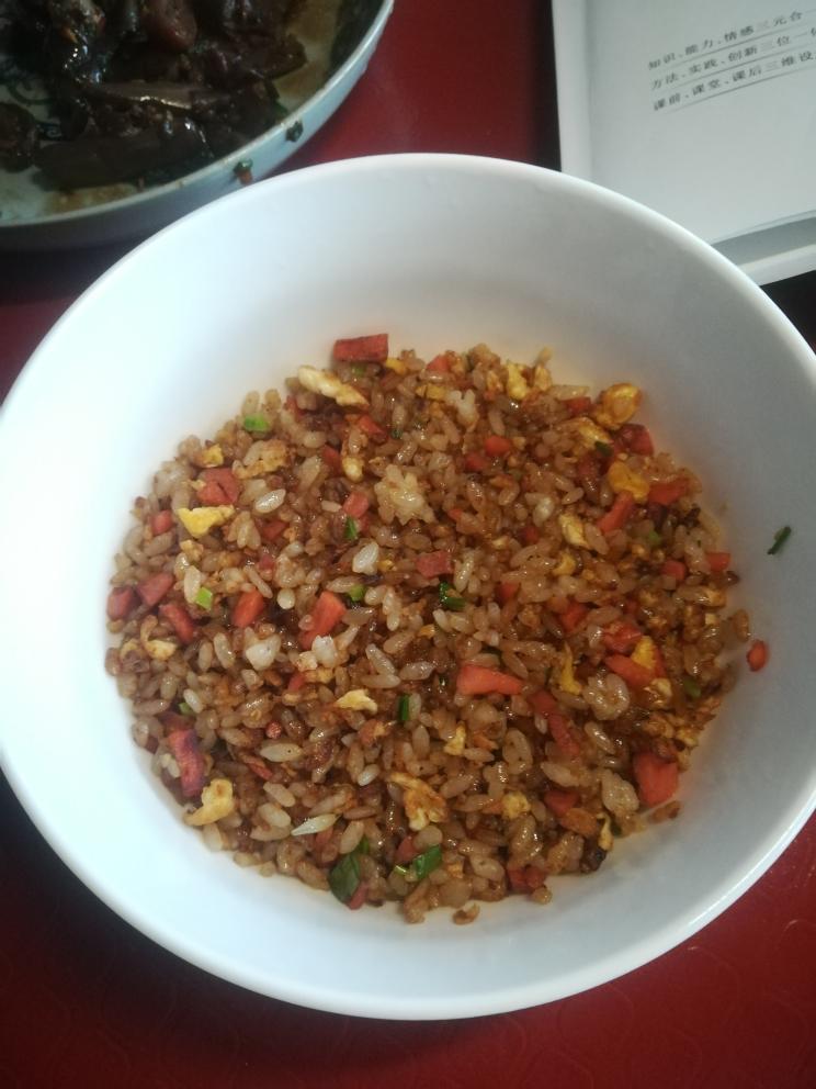 只有蛋/火腿的炒饭