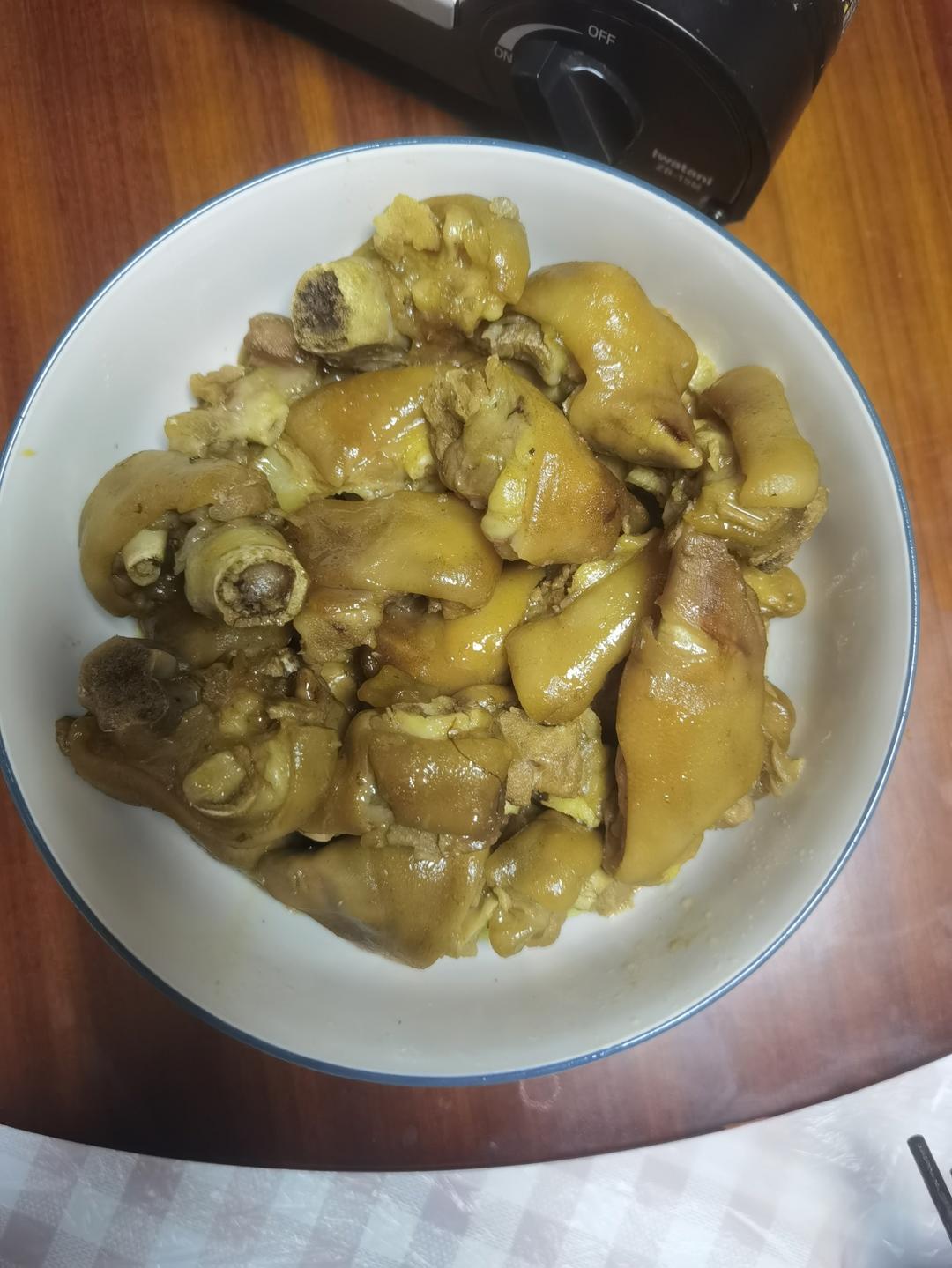 盐焗猪蹄