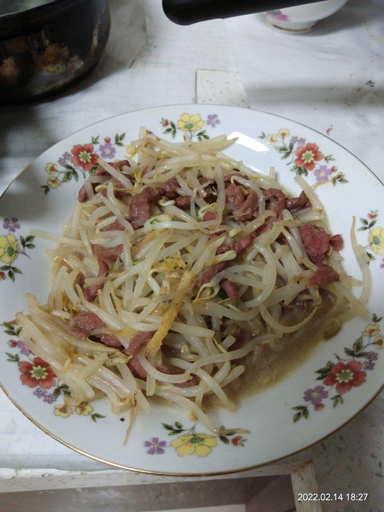银芽炒肉丝
