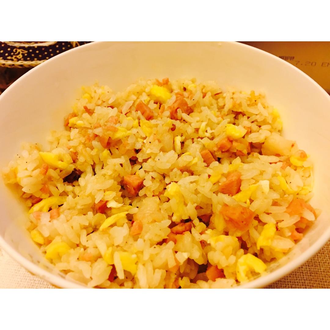 家常蛋炒饭