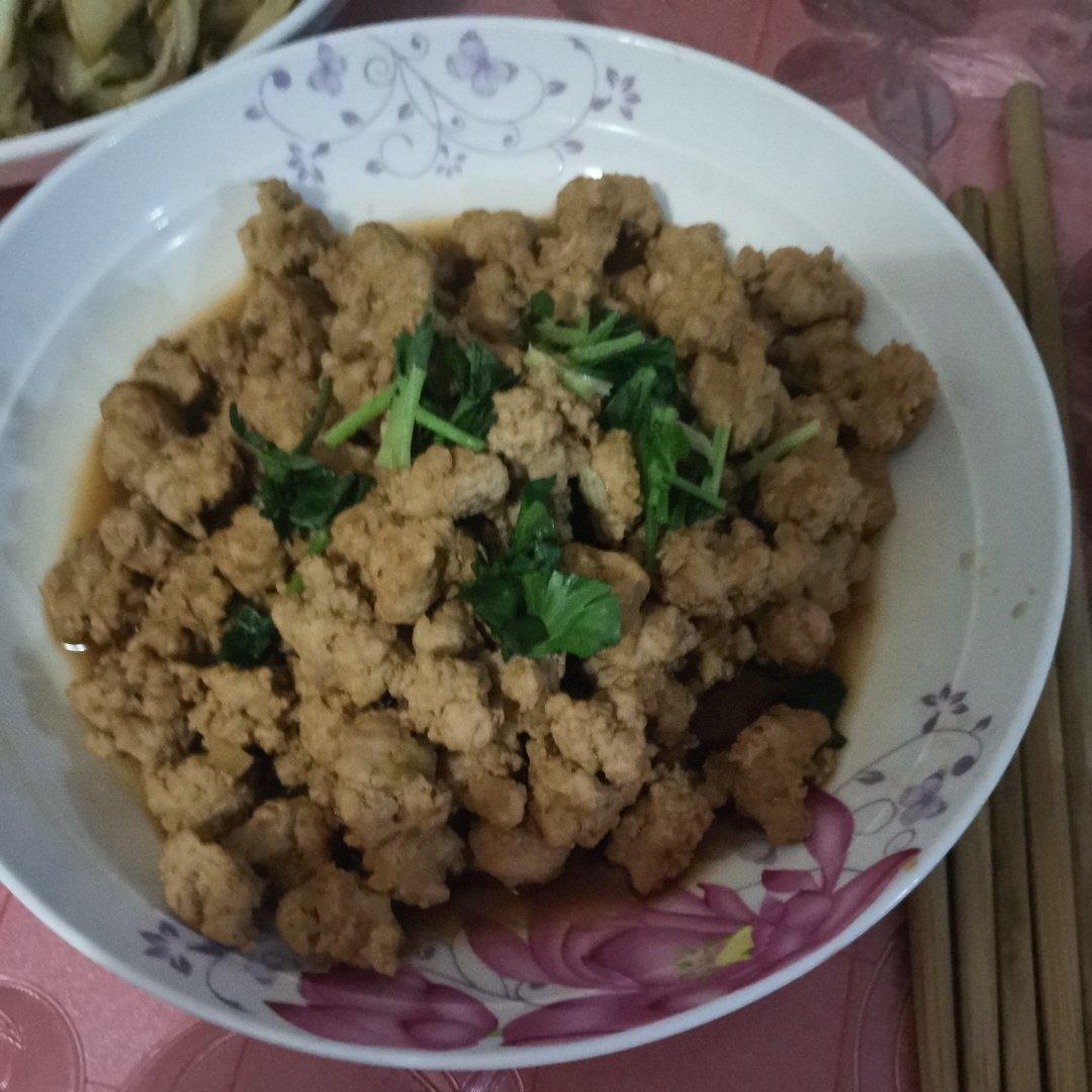 家常菜丨红烧肉肉丸子