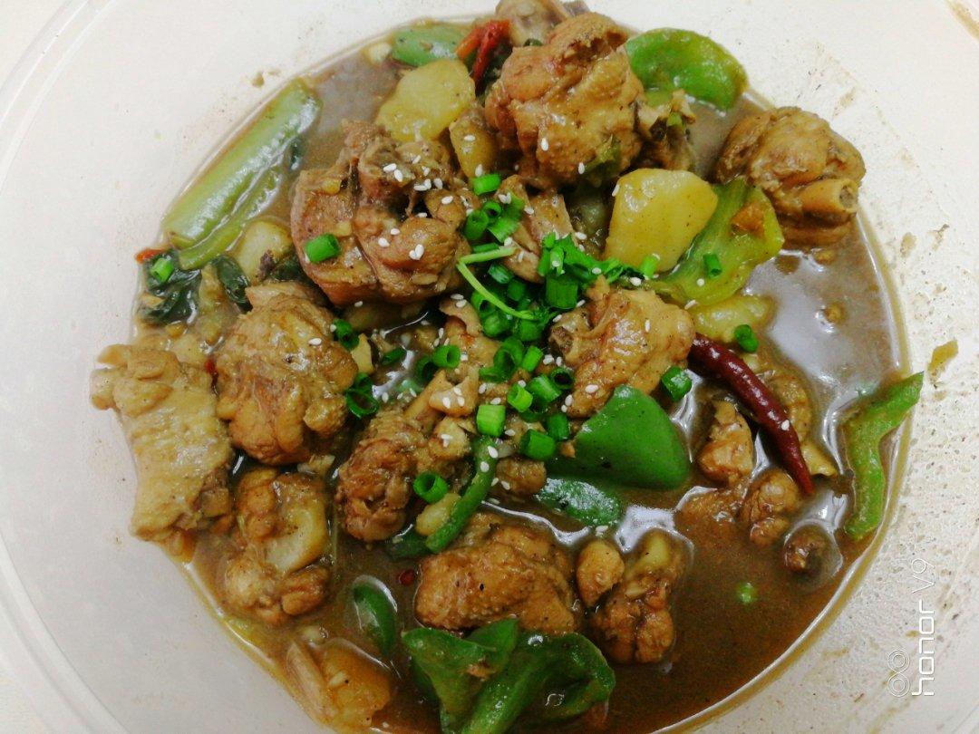 新疆沙湾大盘鸡