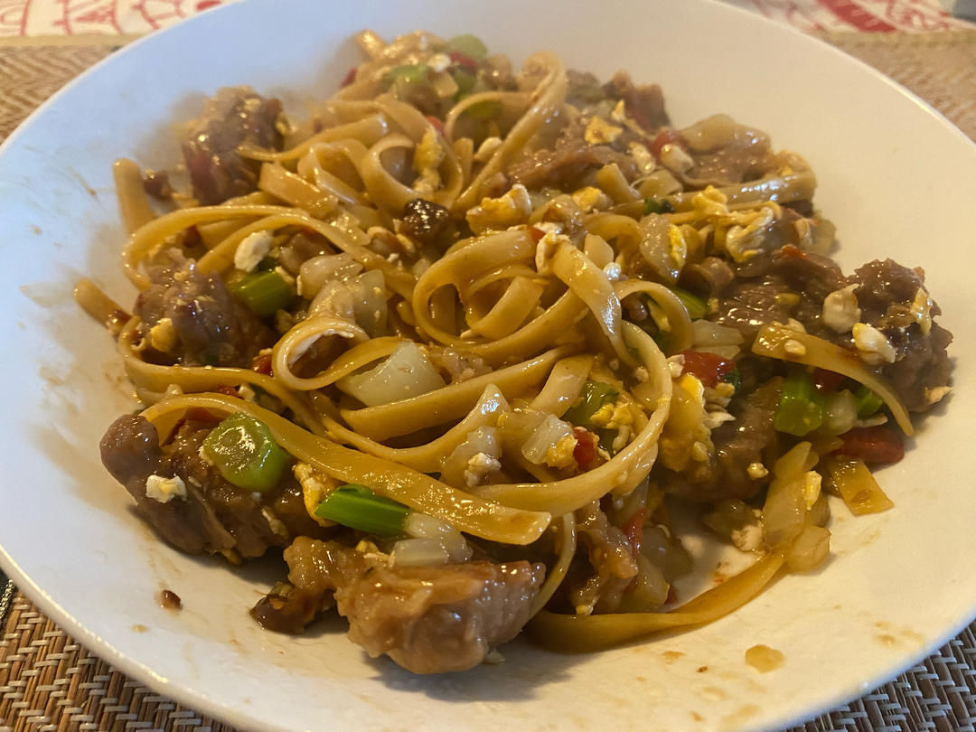 秘制腌牛肉/酸菜炒粉